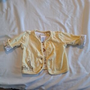 Gymboree boys 3-6 months reversible size light yellow with giraffe design VGUC